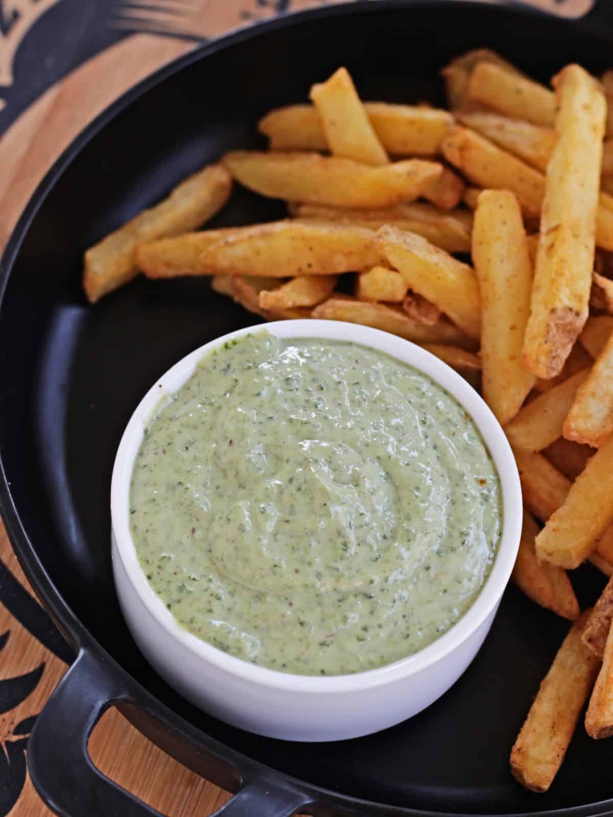 pesto mayo served with fries.